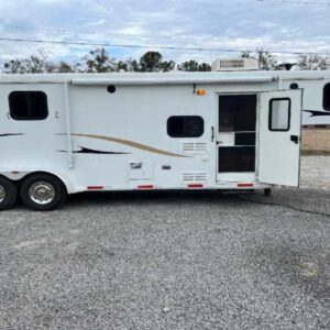 Used 2009 Bison TE7208LQ 2 Horse Trailer with 8' Short Wall