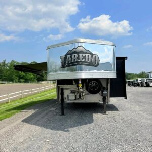 Used 2019 Bison Desperado 8413 8' wide 4 horse 13' LQ