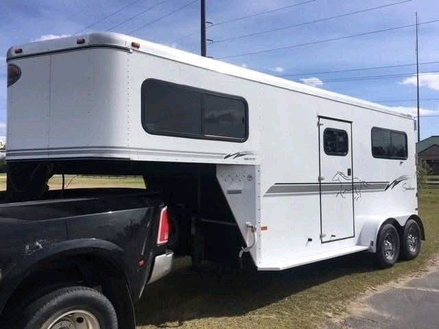 Used 2004 Sundowner Sunlite 2H GN Warmblood Style - Image 5