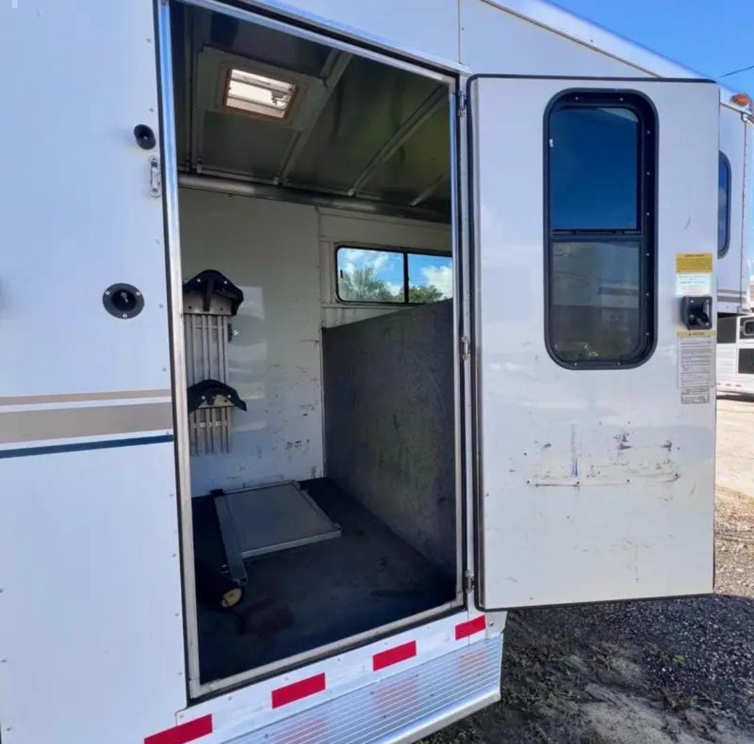 Used 2007 Sundowner 2+1 Gooseneck - Image 5