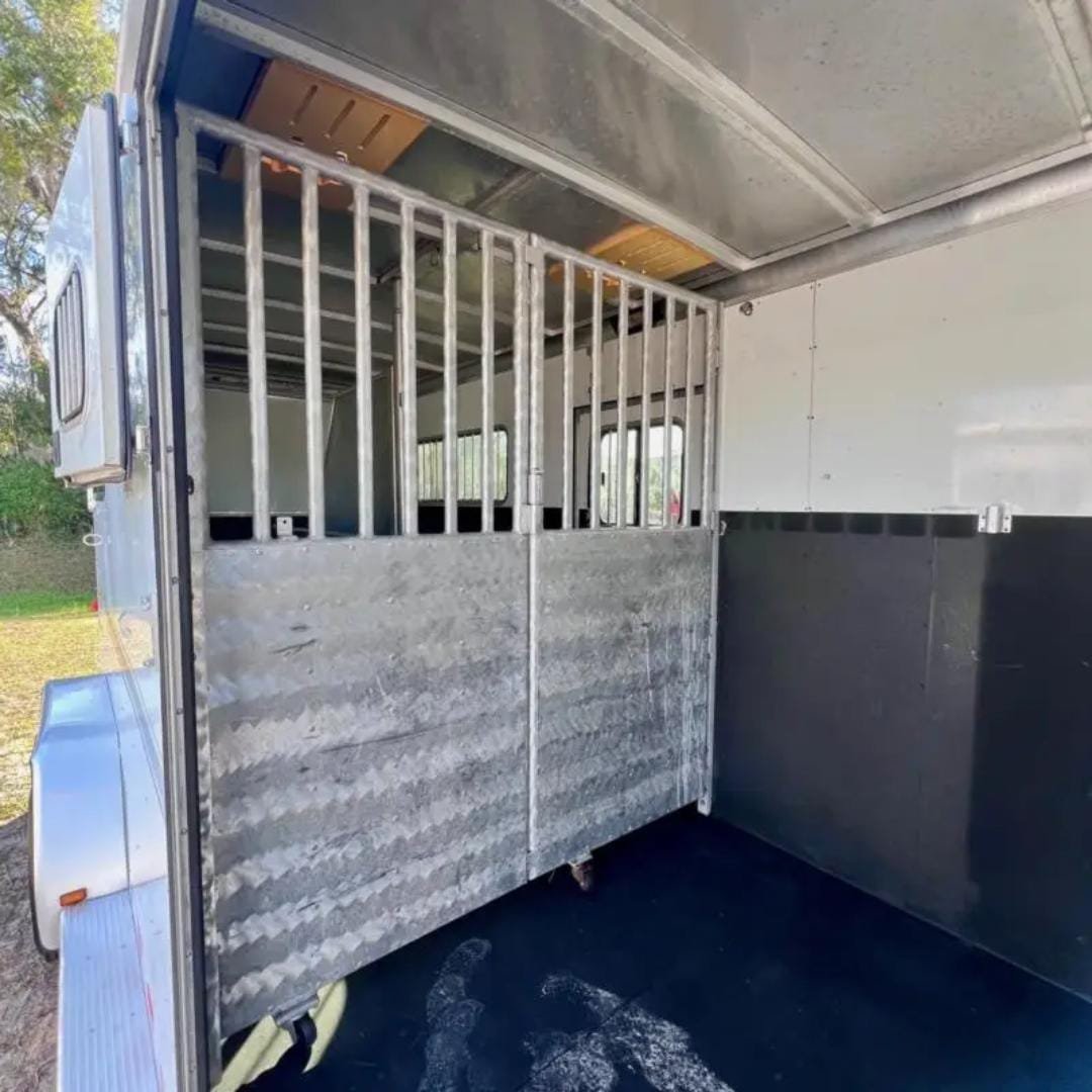 Used 2007 Sundowner 2+1 Gooseneck - Image 9