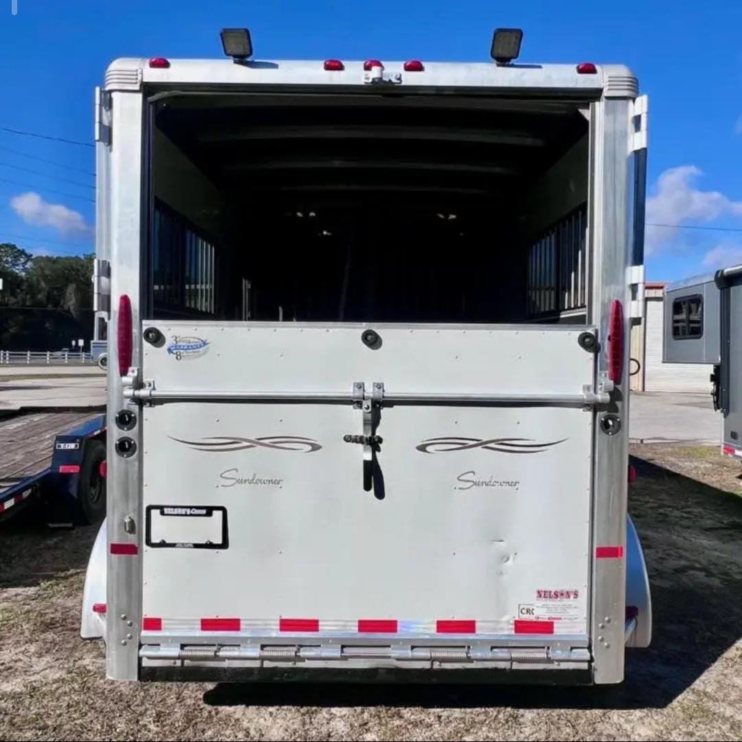 Used 2007 Sundowner 2+1 Gooseneck - Image 12